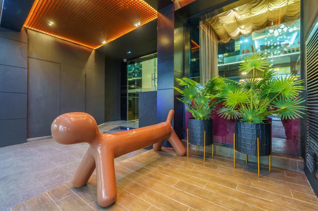 De Lux Bangkok Hotel Exterior foto